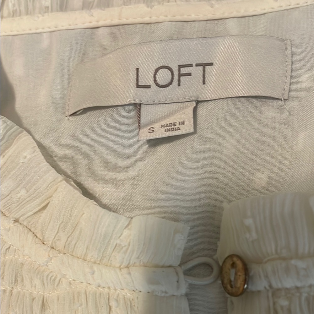 LOFT Cream Ruffled Sleeveless Blouse with Mandarin Collar - Picture 2 of 4
